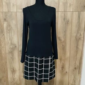 BANANA REPUBLIC Drop Waist Black and White Dress